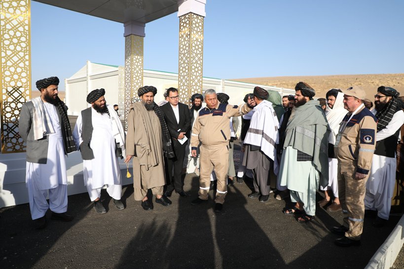 Mullah Baradar met officials of the TAPI project implementing company