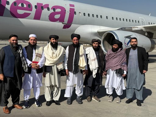 Eight-member delegation of interior ministry leaves for Iran