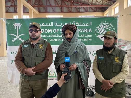KSRelief distributes assistance among 1000 families
