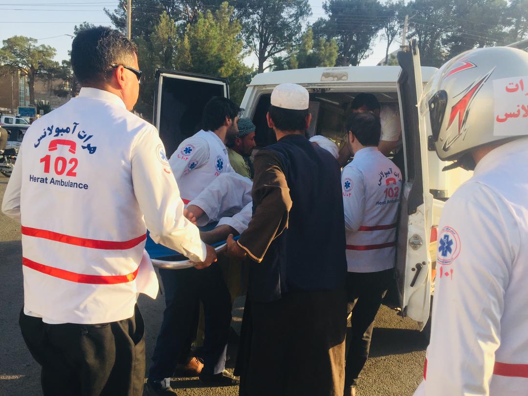 Traffic accidents leave 14 dead, wounded in three provinces