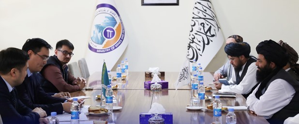 Minister of mines meets Kazakhstan’s delegation 