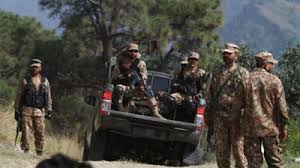 15 Pakistani security personnel killed, wounded
