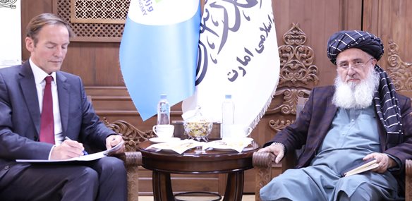 د اقتصاد وزير د برتانيې د ځانګړي استازي سره د اقتصادي او بشري همکاريو په اړوند خبرې کړي