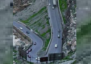 ماهيپر کې د کابل – جلال اباد لويه لار د غره ښوييدو امله بنده شوې