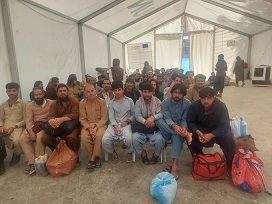 د پاکستان له بندخونو ۵۶۱ افغانان خوشې شول