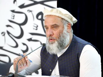د صنعت او سوداګرۍ وزير ازبکستان ته ولاړ